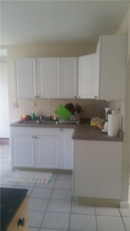 48 Bagley St, Central Falls, RI 02863 - photo 4