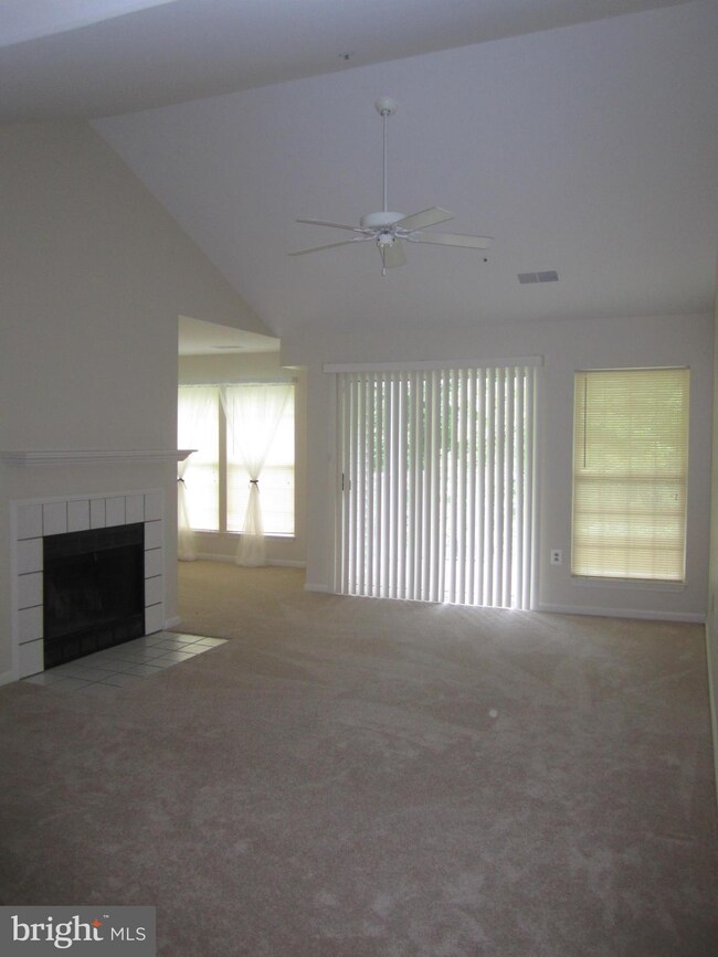 4408 Silverbrook Ln unit K302, Owings Mills, MD 21117 - photo 2