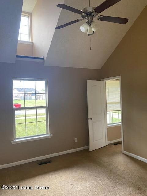 200 Gentry Crossings Blvd, Mount Washington, KY 40047 - photo 4