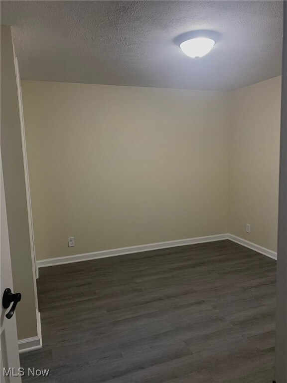 238 High St SW unit 3A, Carrollton, OH 44615 - photo 7