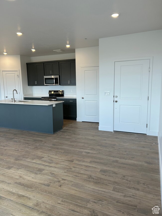 858 S 200 E unit 3 303, Spanish Fork, UT 84660 - photo 5