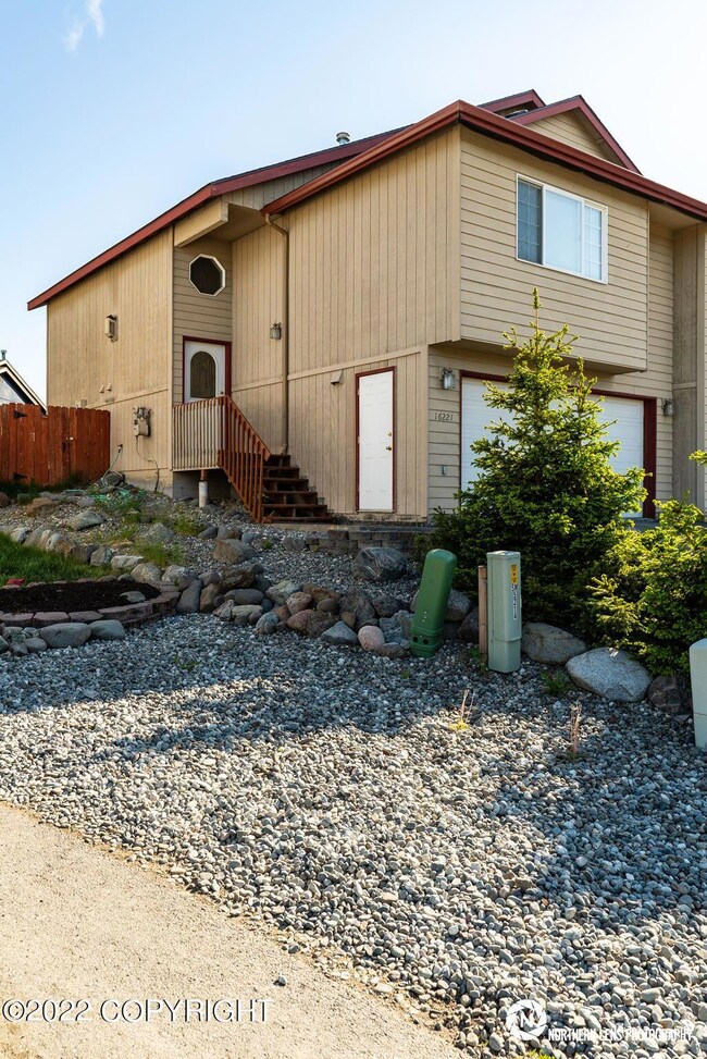 Exterior_4