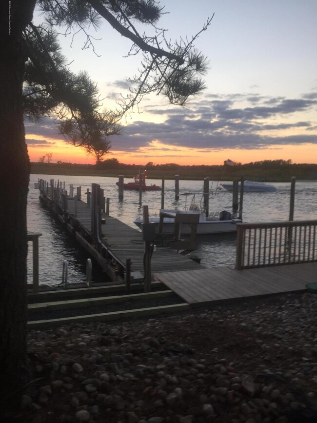 Yacht Harbor unit A11, Sea Bright, NJ 07760 - photo 4