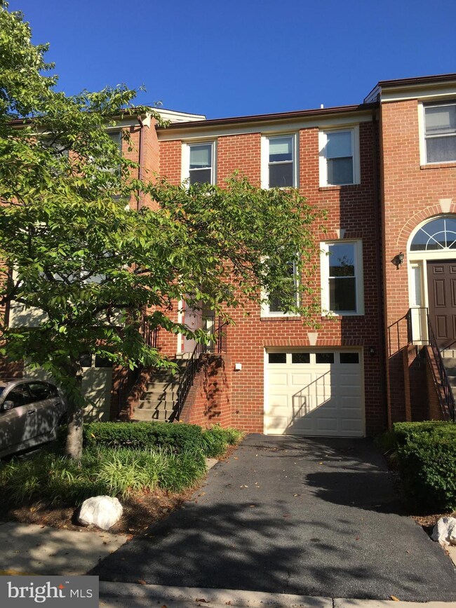 1507 Templeton Place, Rockville, MD 20852 - photo 2