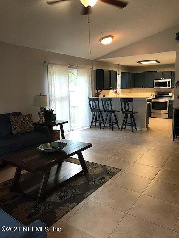 7210 Oakwood Dr, Jacksonville, FL 32211 - photo 6