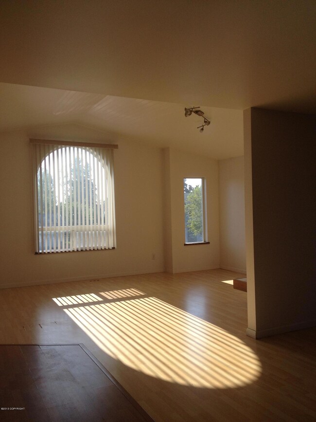 6903 Rovenna St, Anchorage, AK 99518 - photo 3