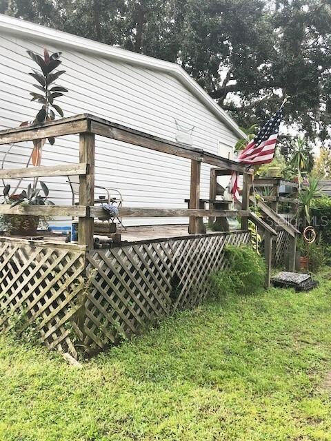 Front porch - Perfect setting for morning coffee