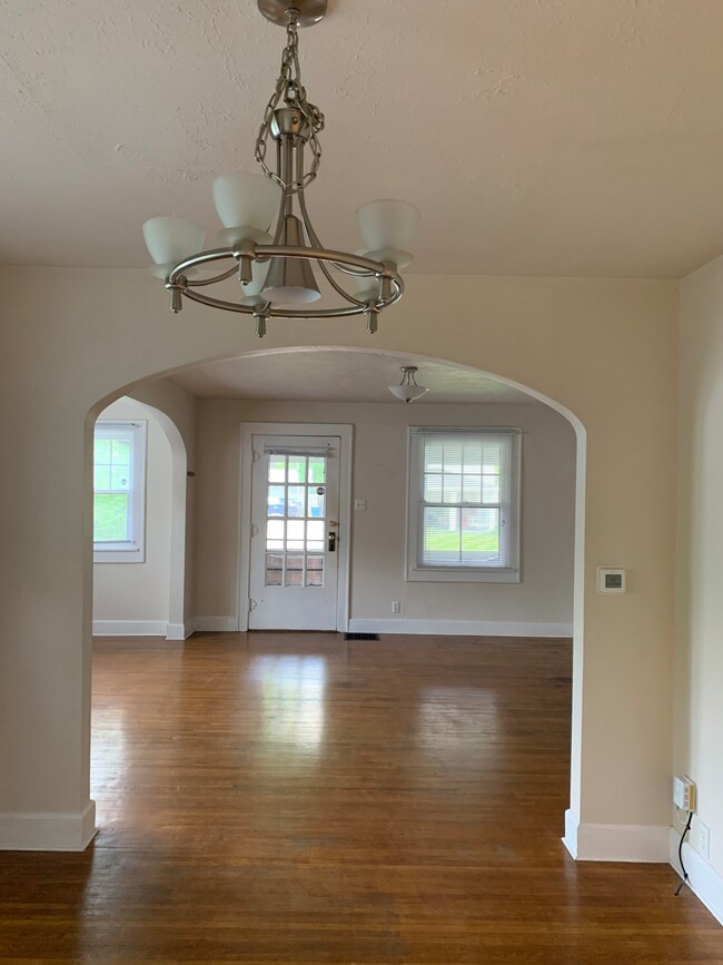 736 E 53rd St, Indianapolis, IN 46220 - photo 5