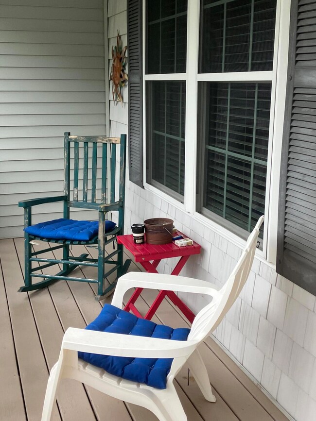 henporch