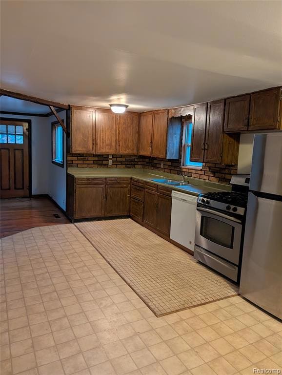 222 Oglethorpe Dr, Lapeer, MI 48446 - photo 5