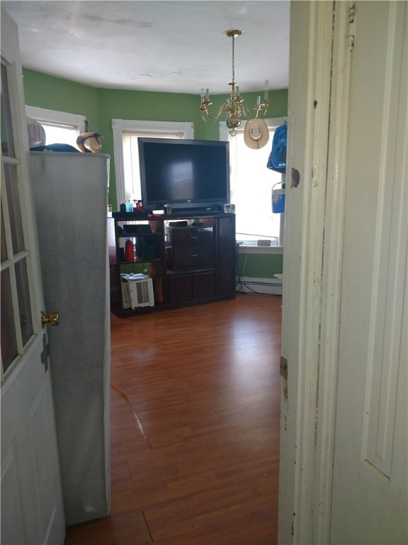 128 Cleveland St, Providence, RI 02909 - photo 2