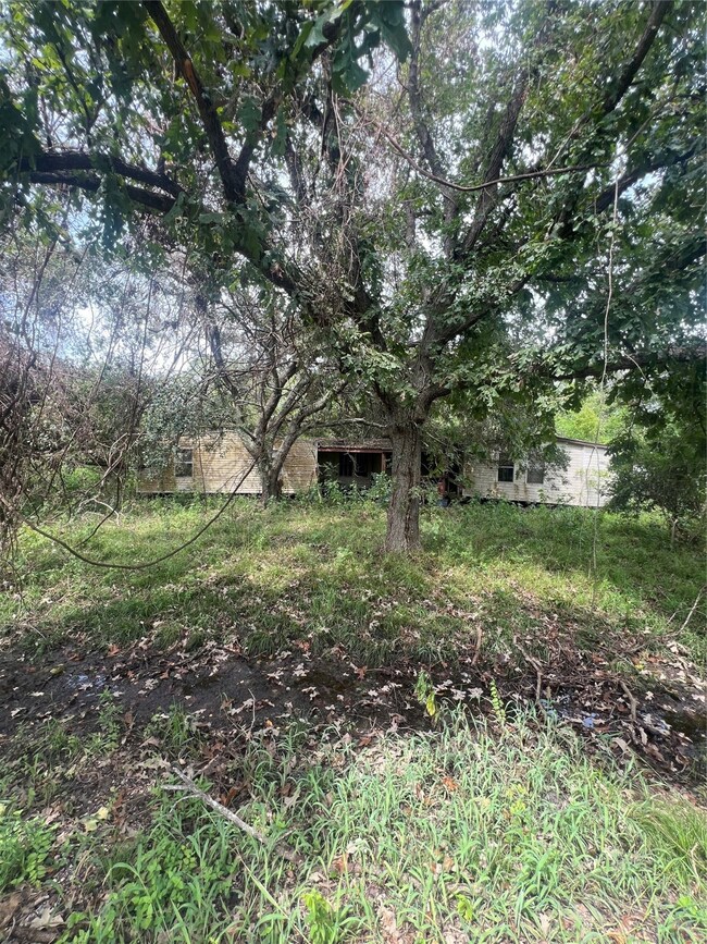4107 County Road 424, Alvin, TX 77511 - photo 4
