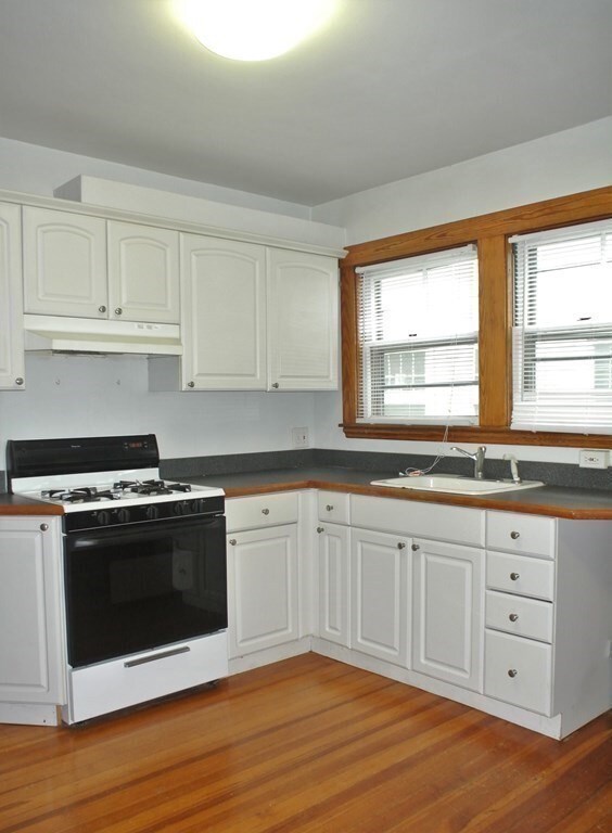 153 W Adams St unit 1, Somerville, MA 02144 - photo 7
