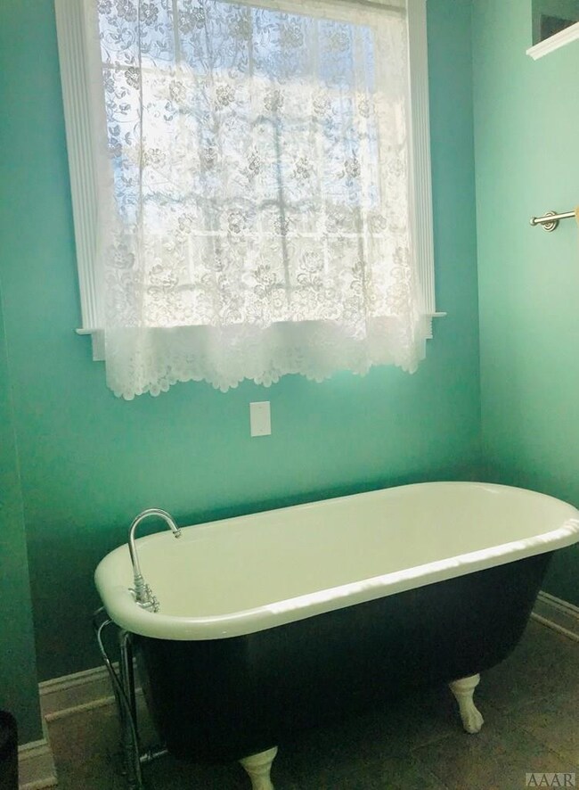 Downstairs Master Bath