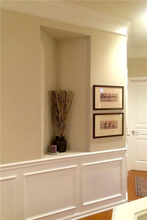 1819 Emerald Dr, Orefield, PA 18069 - photo 6