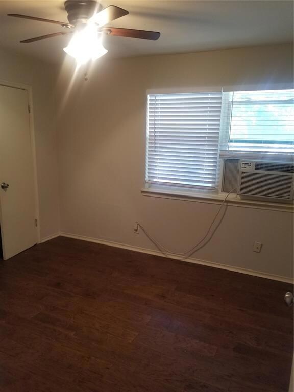 2206 W Hickory St unit 10, Denton, TX 76201 - photo 6