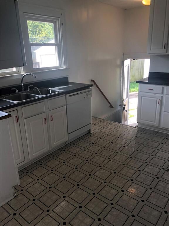 1522 N Bosart Ave, Indianapolis, IN 46201 - photo 6