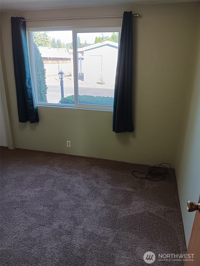 707 37th St SE unit 17, Auburn, WA 98002 - photo 7