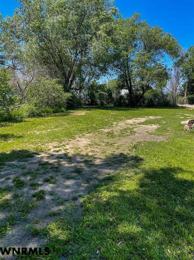 112 9th Ave, Lyman, NE 69352 - photo 3