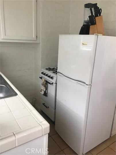 7153 Elm Ave unit 3, Twentynine Palms, CA 92277 - photo 4