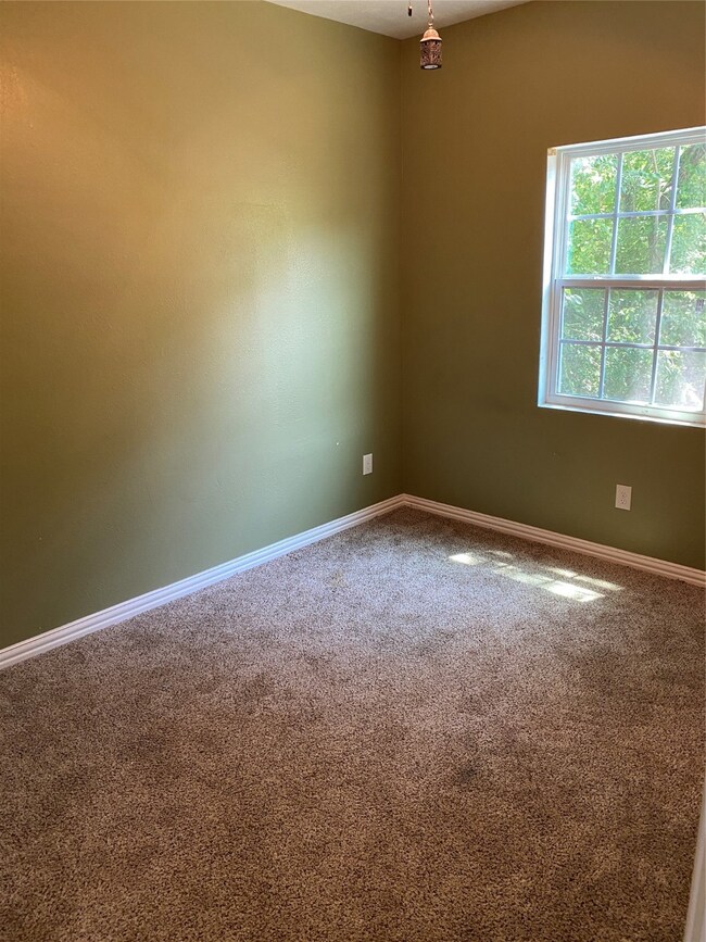 5814 Stuebner Airline Rd, Houston, TX 77091 - photo 5