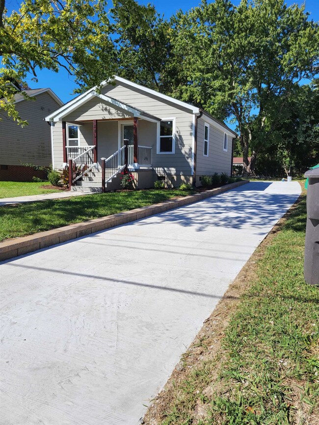 446 Meredith St, High Point, NC 27260 - photo 3