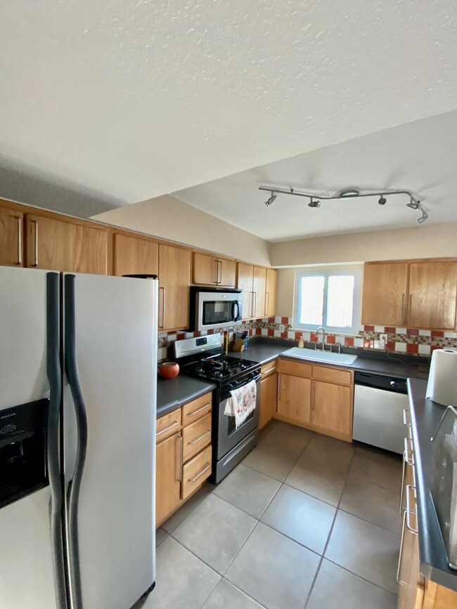 1529 Charles Owens Dr, El Paso, TX 79936 - photo 6