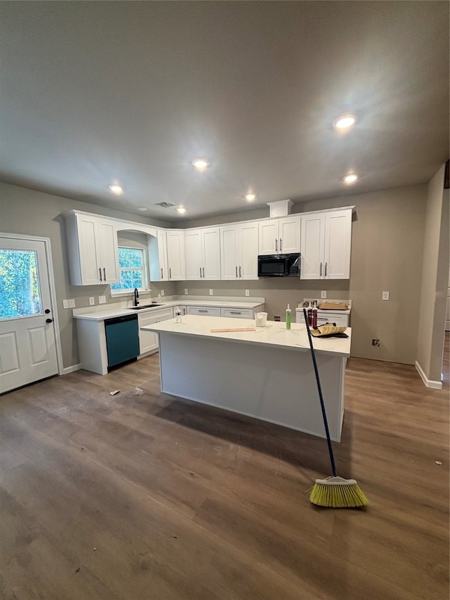 815 Magnolia Ave, Crosby, TX 77532 - photo 4