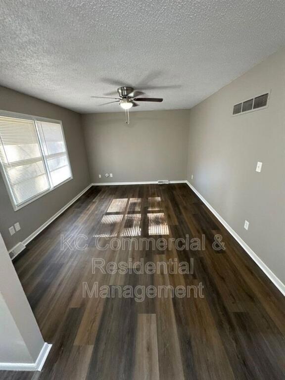 218 SW 19th St, Oak Grove, MO 64075 - photo 7