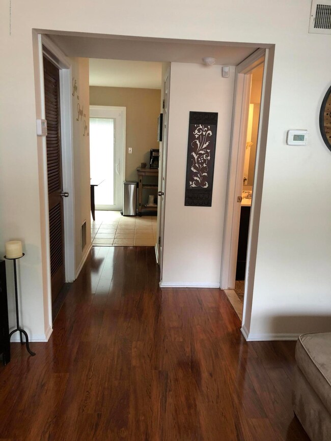 F18815DC-2219-4E1F-A930-FD26D5347C50