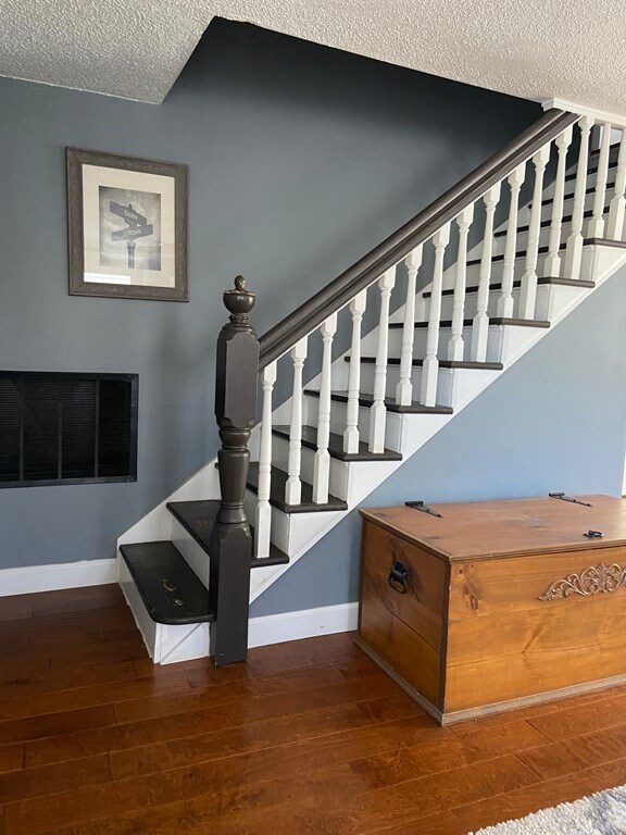 844 Center St, Ludlow, MA 01056 - photo 6