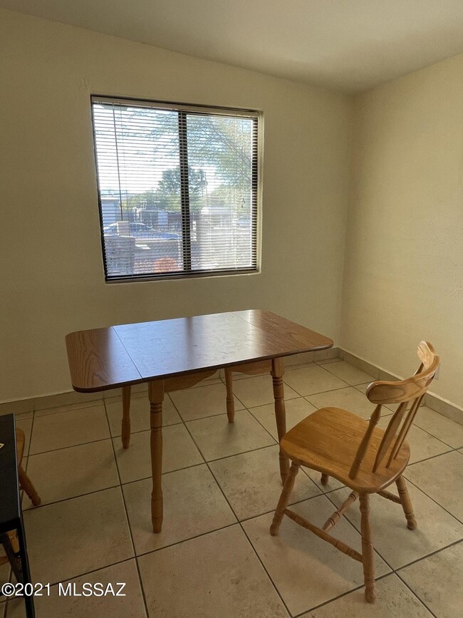 Breakfast Nook in Kitchen