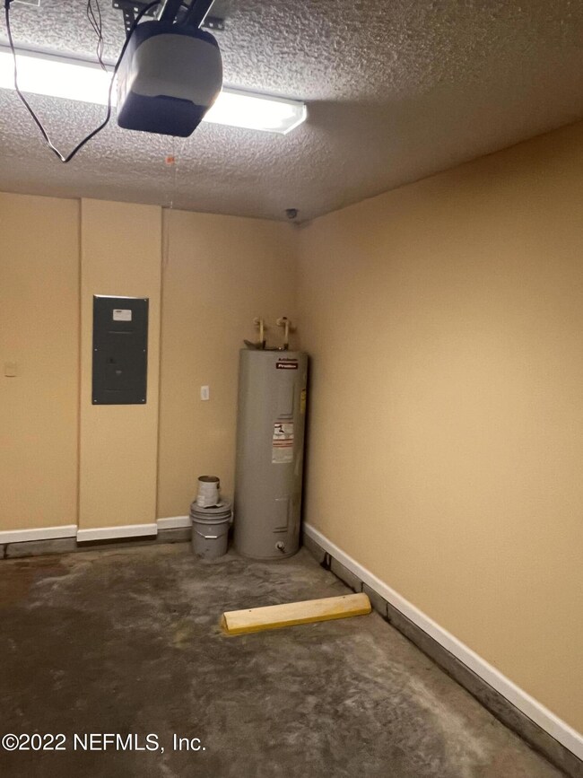 4824 Playschool Dr, Jacksonville, FL 32210 - photo 4