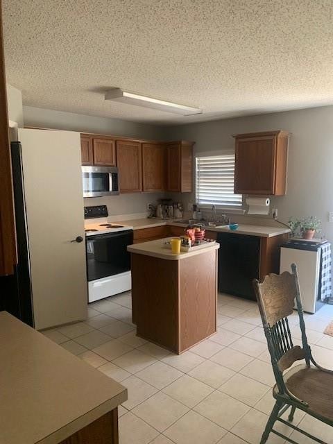 3205 Pinehurst Ct, Denton, TX 76210 - photo 4