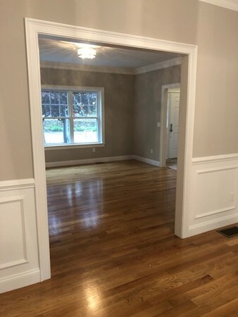 21 Pleasant St unit B, Wellesley, MA 02482 - photo 7