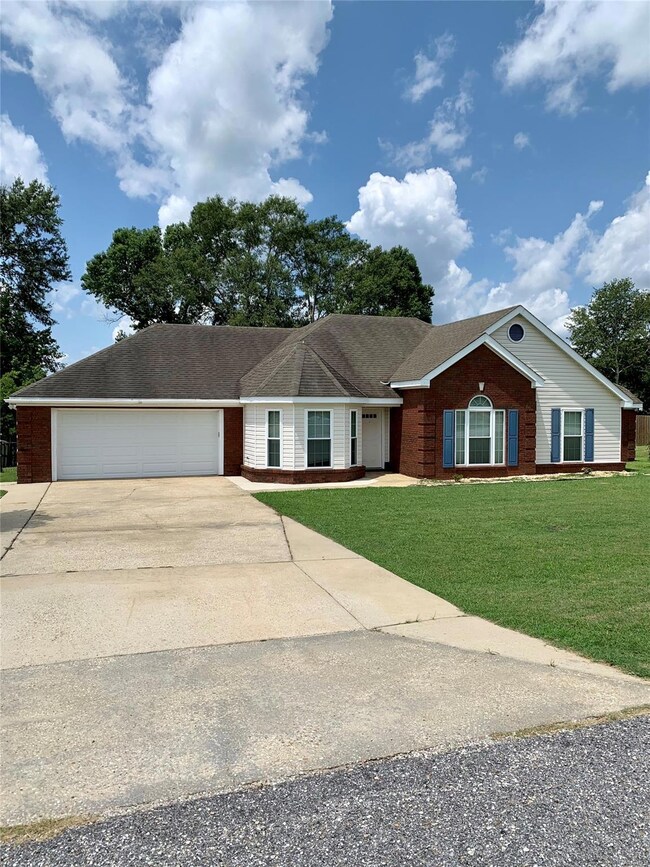 2043 Cedar Ridge Loop, Prattville, AL 36067 - photo 3