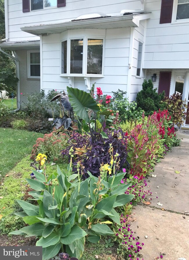 104 Radcliffe Dr, Newark, DE 19711 - photo 2