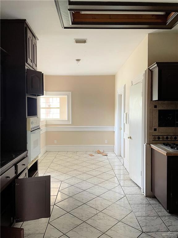 2001 North Ave, Donna, TX 78537 - photo 6