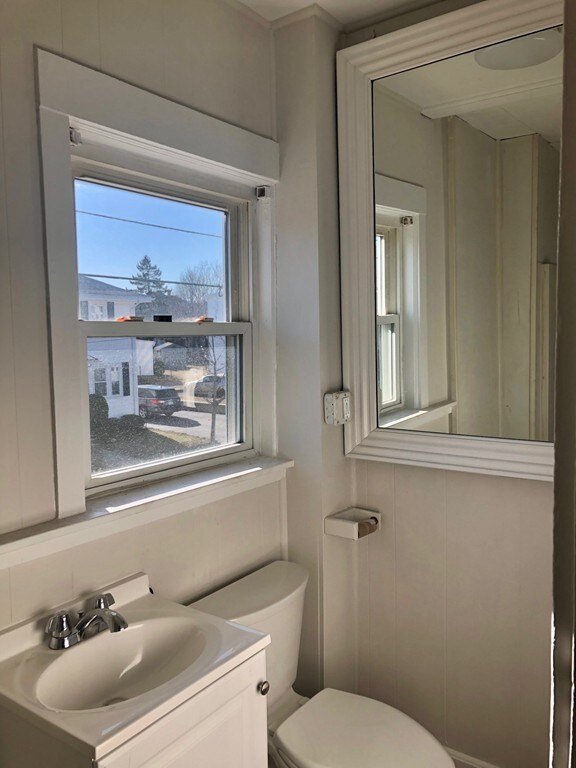 41 Brooks Ave unit 2, Quincy, MA 02169 - photo 6