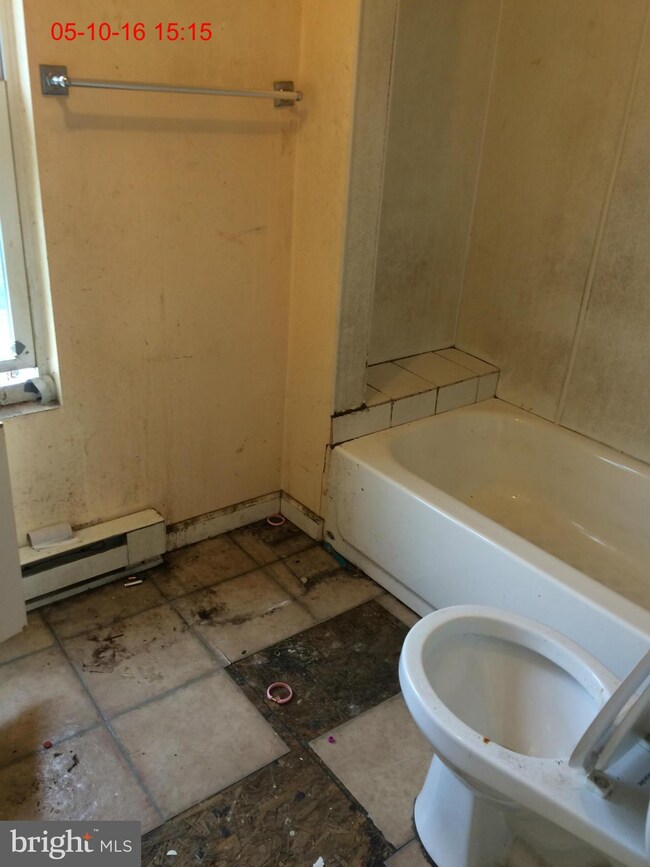 1611 E Lanvale St, Baltimore, MD 21213 - photo 5