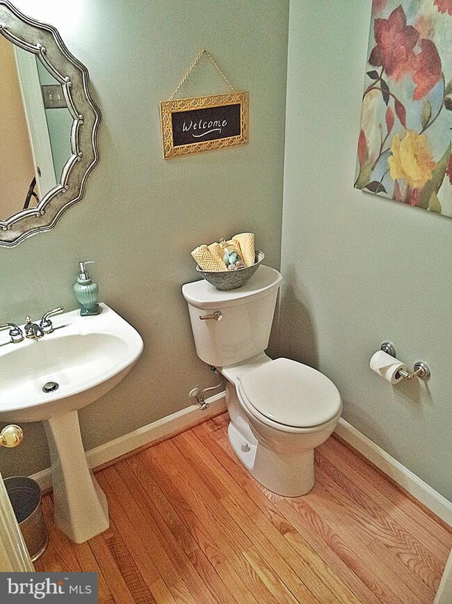 3 Yellow Leaf Ct, Germantown, MD 20876 - photo 7