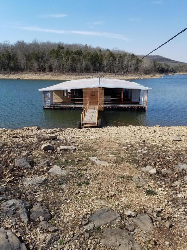 Table Rock Lake Front Home For Sale