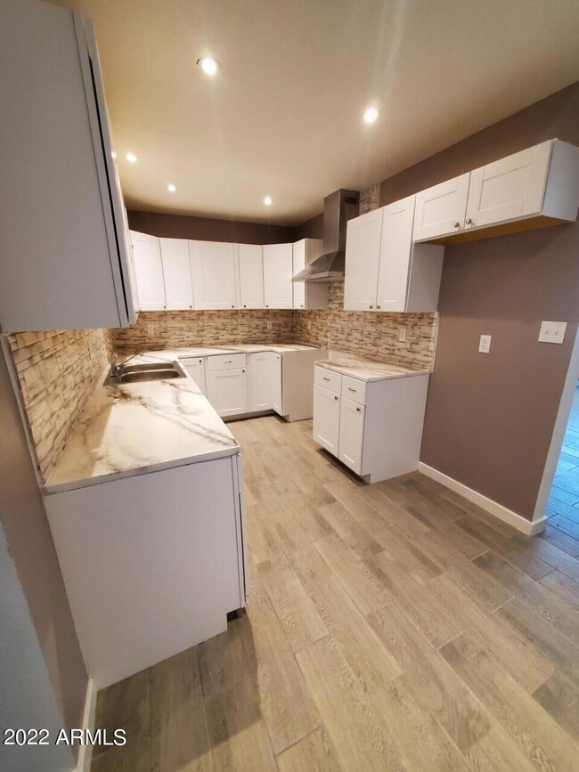 crit kitchen rt