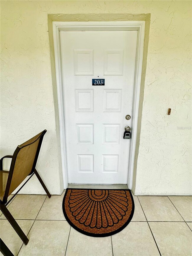 1531 Placida Rd unit 8UNIT203, Englewood, FL 34223 - photo 4