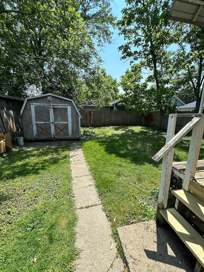 1015 Alvord Ave, Flint, MI 48507 - photo 7