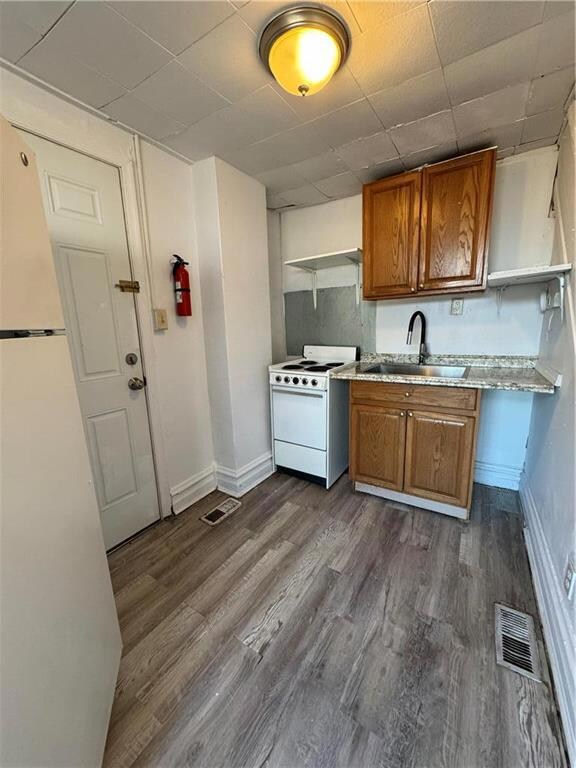 910 E Cedar St unit 1, Allentown, PA 18109 - photo 5