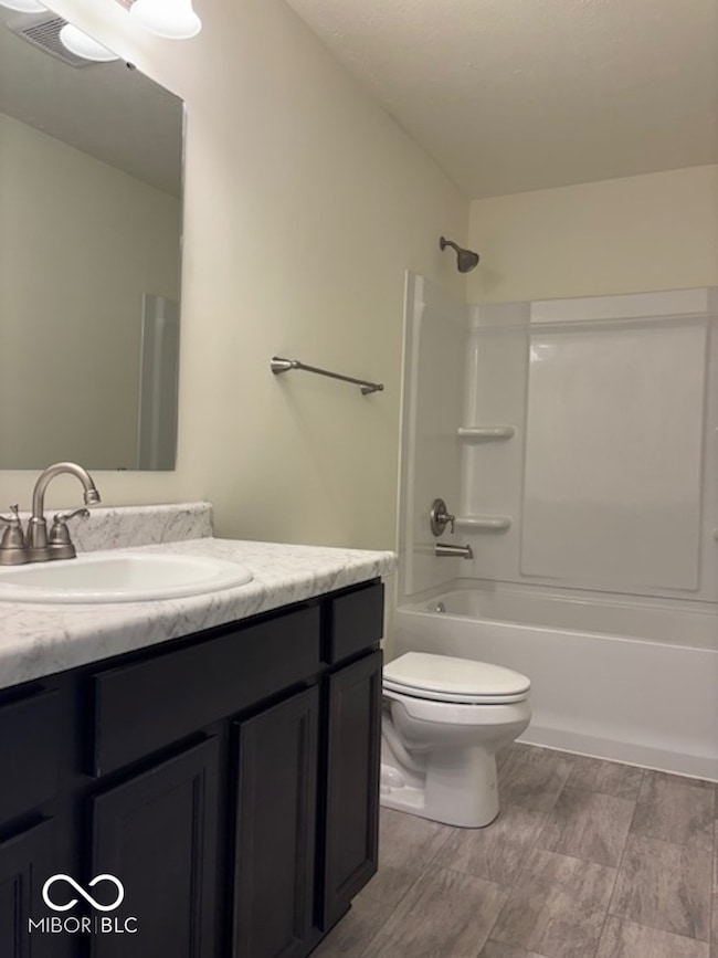 3551 Windstar Ct, Columbus, IN 47203 - photo 7