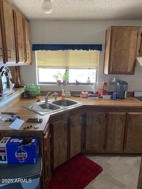 2015 S. Wickiup #28 Kitchen 1