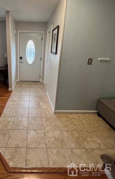 42 Parsler Place, Fords, NJ 08863 - photo 2