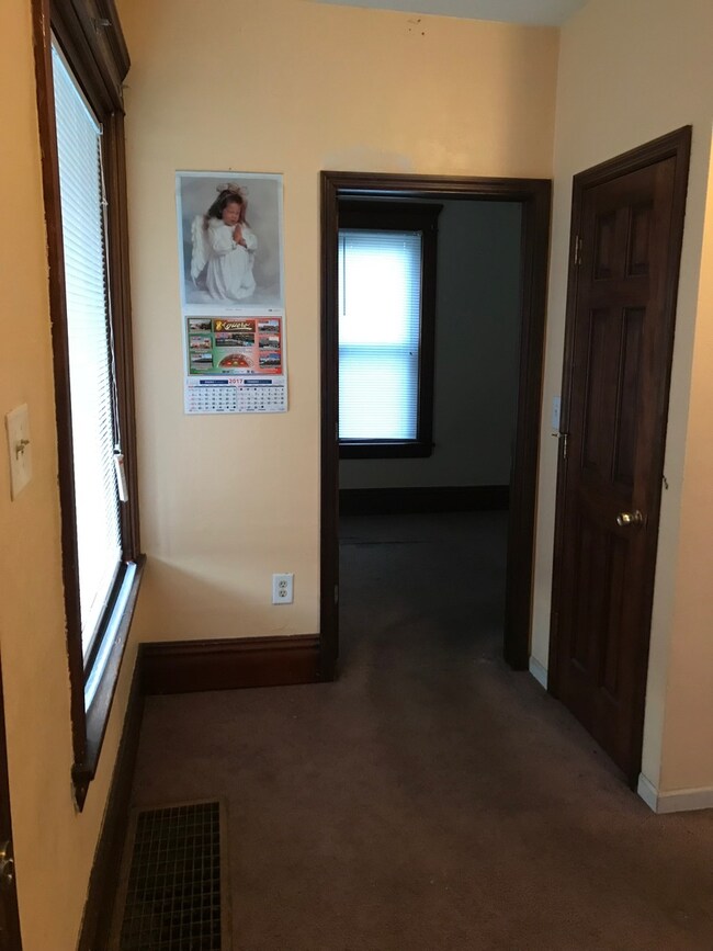 1st floor bedroom entrance